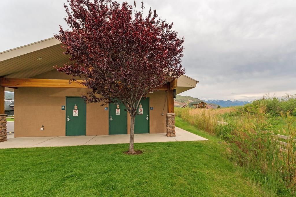 Pony Express Rv Resort North Salt Lake Экстерьер фото