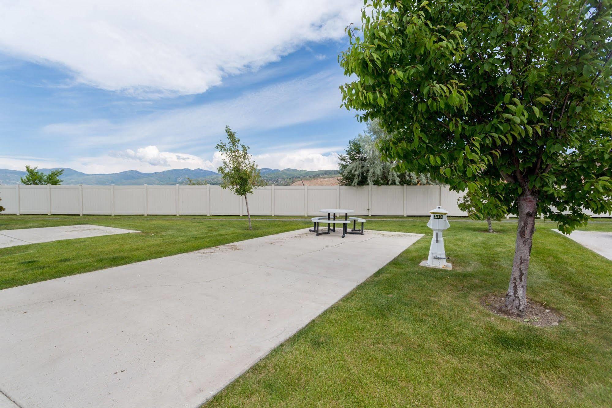 Pony Express Rv Resort North Salt Lake Экстерьер фото