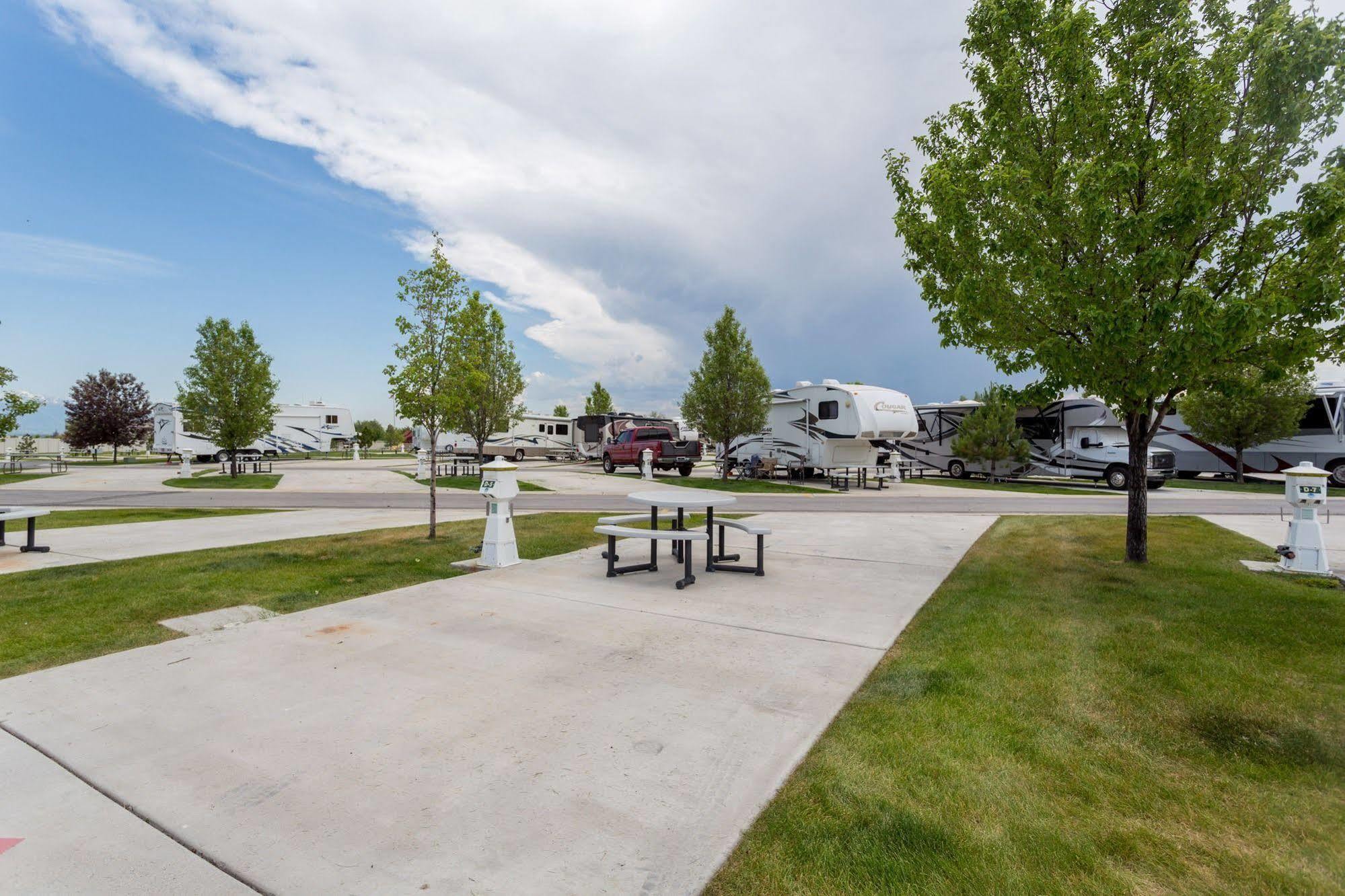 Pony Express Rv Resort North Salt Lake Экстерьер фото